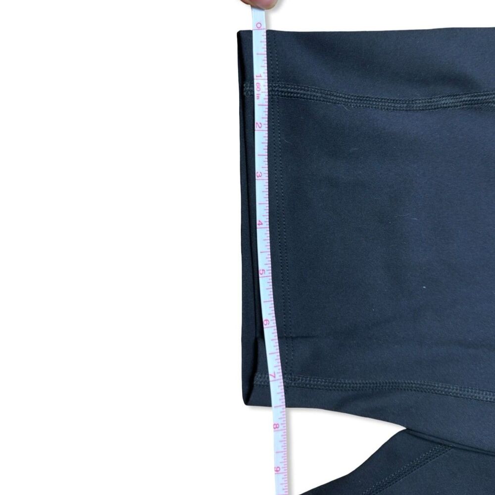 Girlfriend Collective Bike Shorts w/ Pocket | Size M | Black | NWT - Picture 3 of 9
